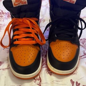 Nike air Jordan 1 high shattered backboard worn once